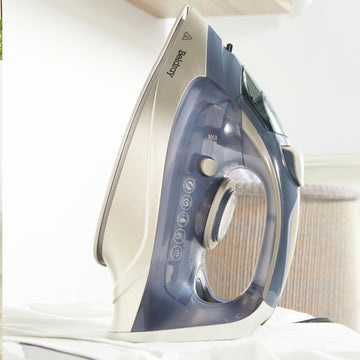 Beldray Powerlite 320ml Water Tank  Ceramic Soleplate Steam Iron