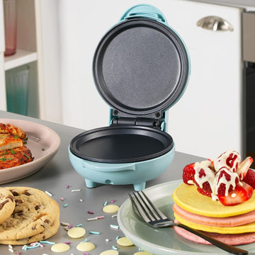 Giles & Posner 550W Sorbet Blue Non Stick Mini Snack Maker