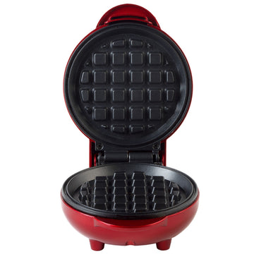 Giles & Posner 550W Red Compact Waffle Maker