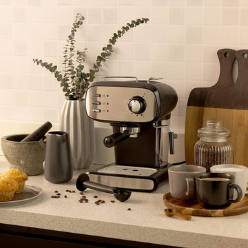 Salter Black Caffe Barista Pro Espresso Maker