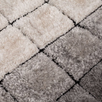 80x150cm Grey Geometric Shaggy Velvet Square Rug