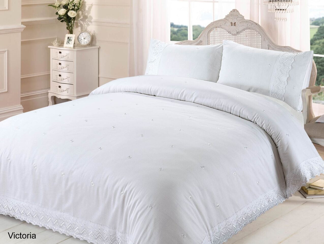 Victoria Double Duvet Cover Embroidered Bedding Set - White