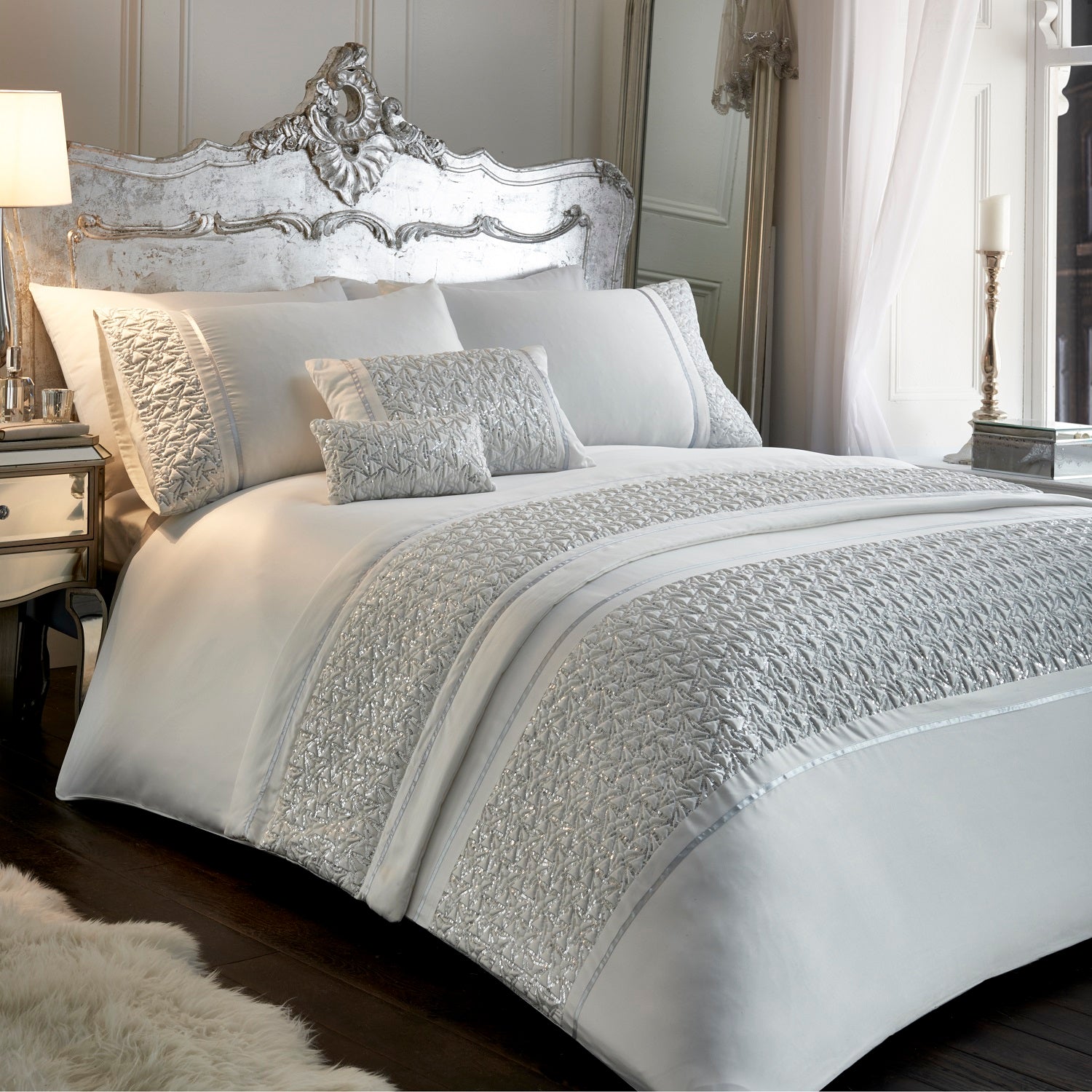 Zenia Embroidered Geometric Duvet Cover Set White Single