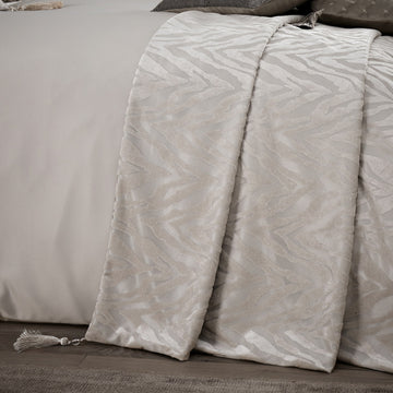 Zsa Zsa Crushed Velvet Quilted Bedspread - Oyster