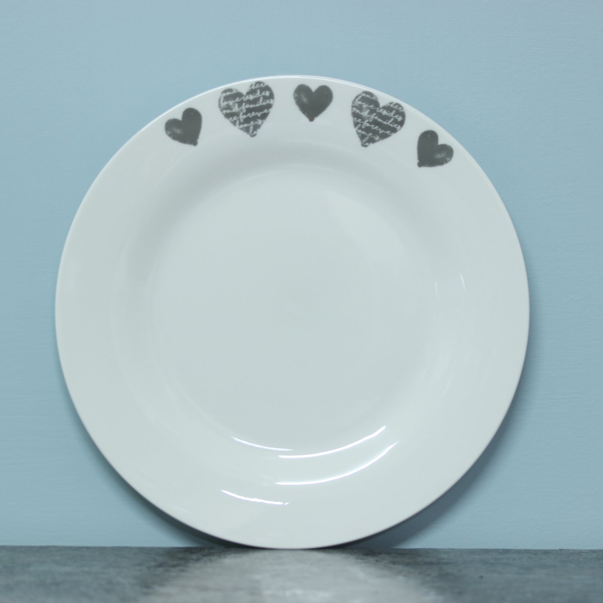 Modena 10.5" Porcelain Heart Design Dinner Plate - Bonnypack
