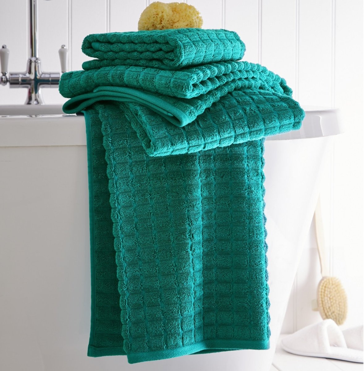 Bright Geo 100% Cotton Bath Towel - Turquoise - Bonnypack