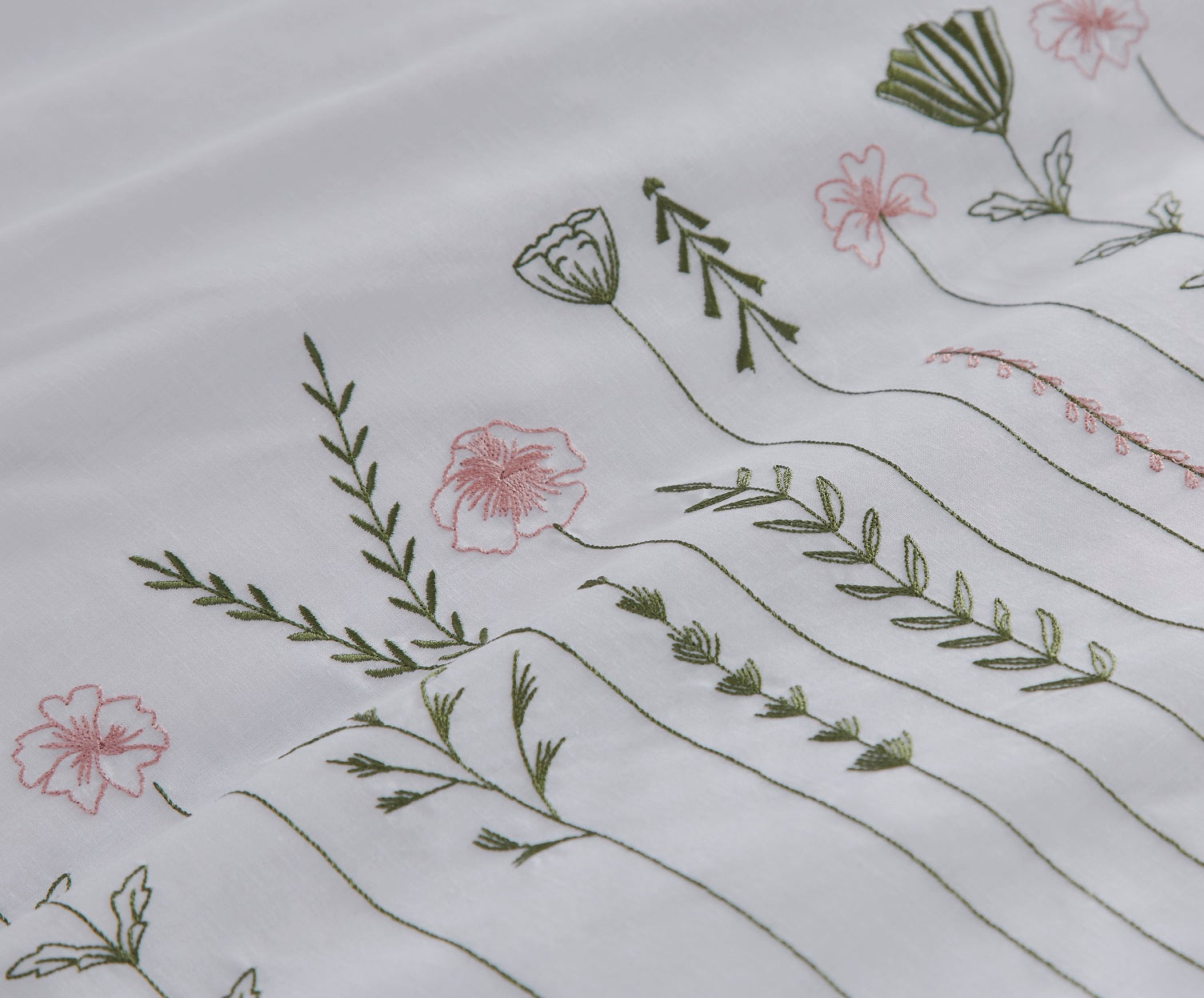 Embroidered Countryside Flowers King Duvet Set - Green Blush - Bonnypack