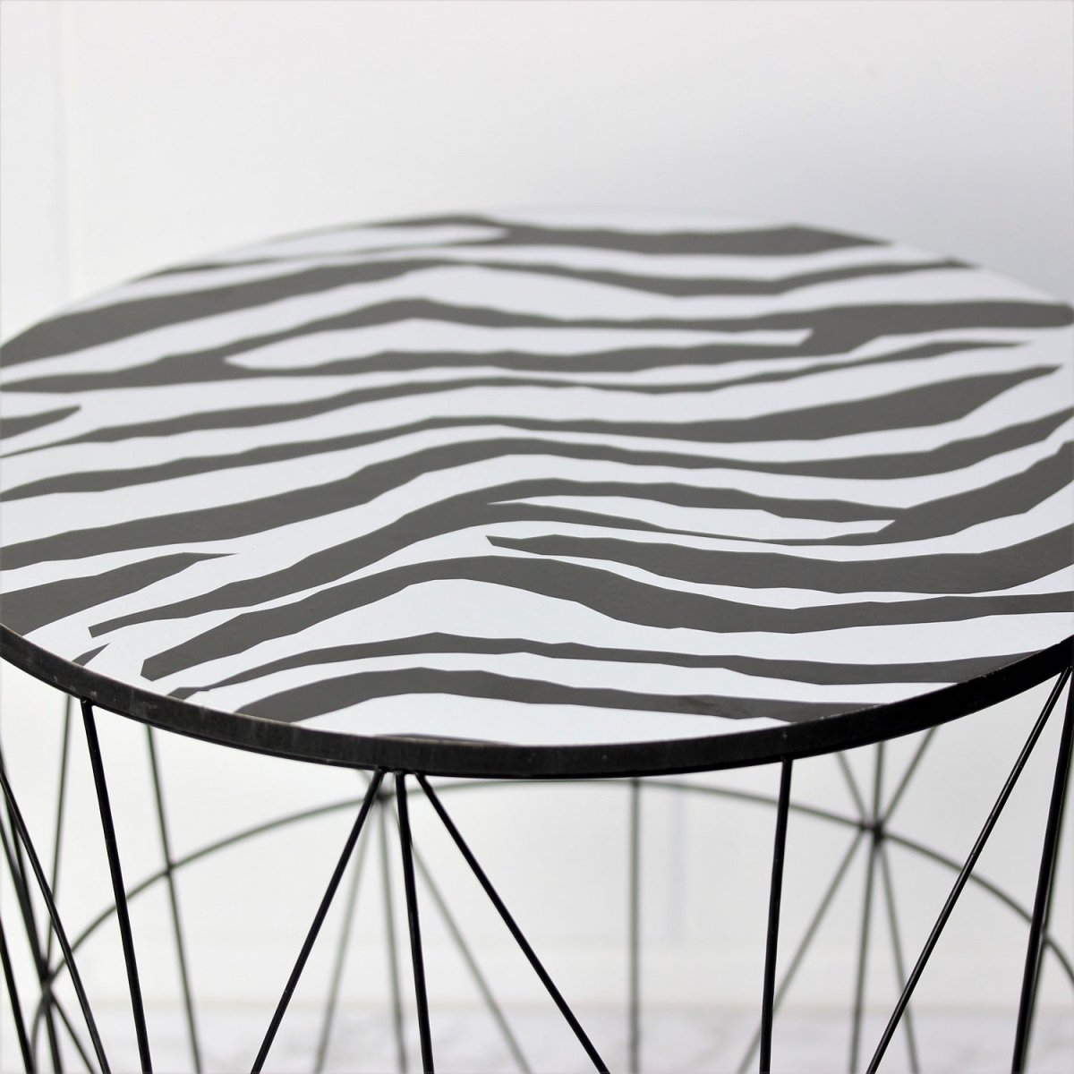 Zebra Print Wire Side Table - Bonnypack